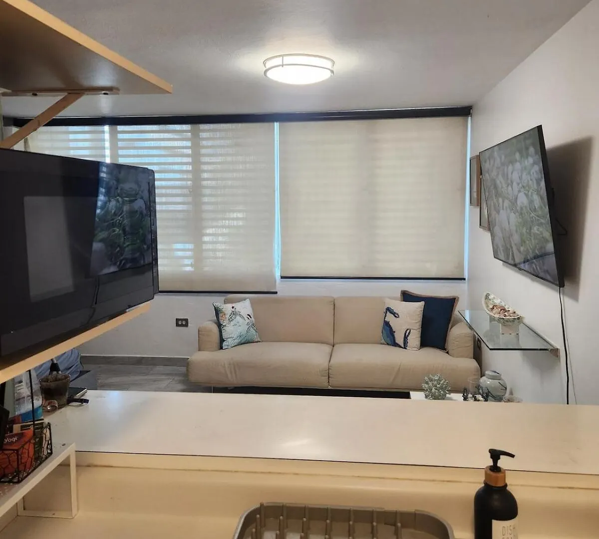 Walking Beach Distance Studio In Miramar San Juan Puerto Rico