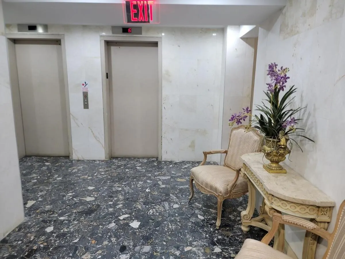 Walking Beach Distance Studio In Miramar San Juan
